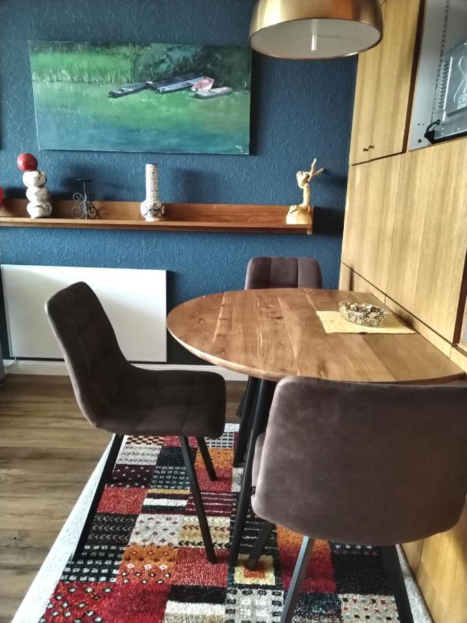 Waldeslust Warmbad Mit Balkon Und Privatem Parkplatz Apartment Villach Exterior foto