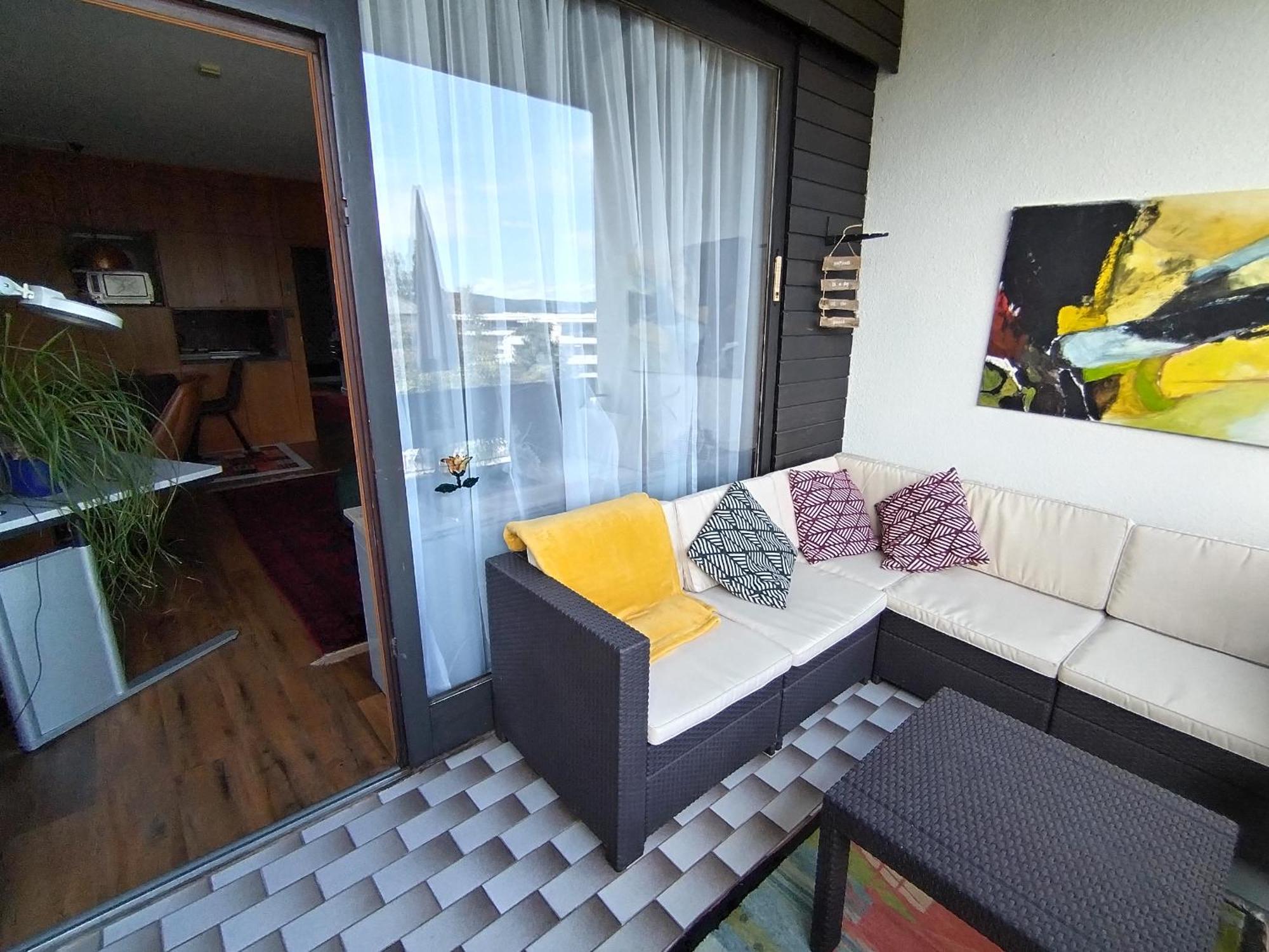 Waldeslust Warmbad Mit Balkon Und Privatem Parkplatz Apartment Villach Exterior foto