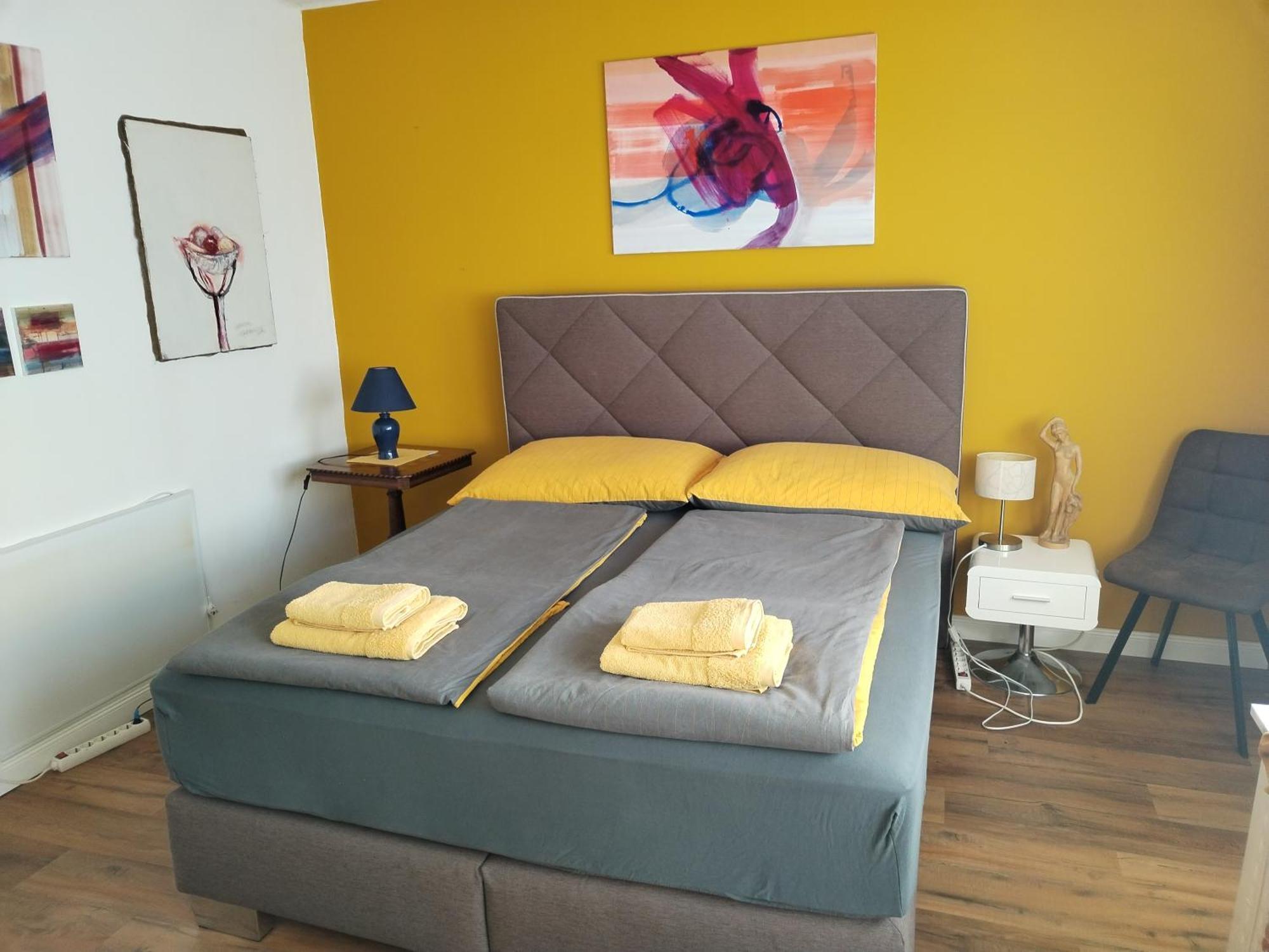 Waldeslust Warmbad Mit Balkon Und Privatem Parkplatz Apartment Villach Exterior foto